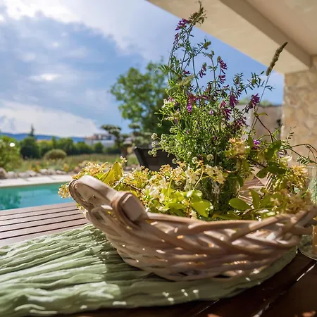 Elementa Krk - Luxury Four Elements Experience Krk Town