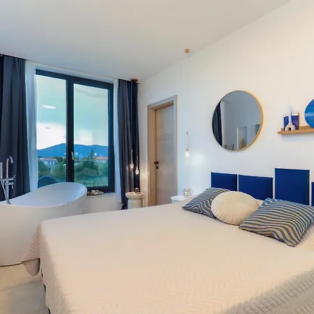 Elementa Krk - Luxury Four Elements Experience Villa *